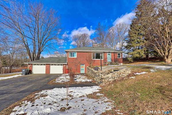 2 Acres of Residential Land with Home for Sale in Litchfield, Connecticut