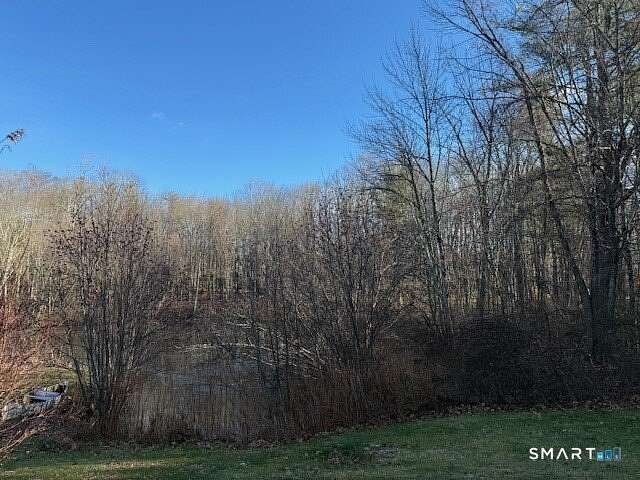 1.5 Acres of Residential Land for Sale in Woodstock, Connecticut