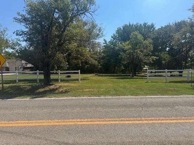 1.1 Acres of Residential Land for Sale in Purcell, Oklahoma