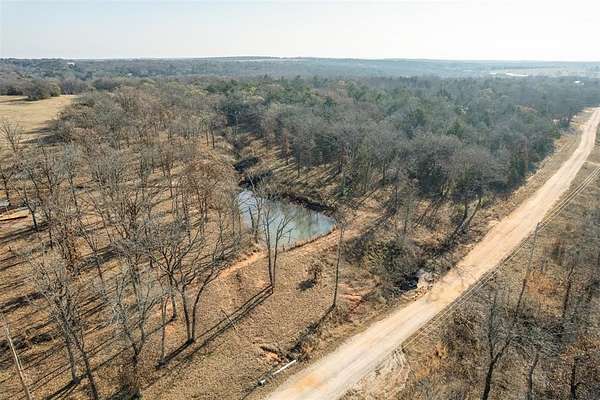 6.5 Acres of Residential Land for Sale in Meridian, Oklahoma