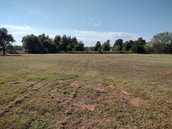 4 Acres of Residential Land for Sale in Blanchard, Oklahoma