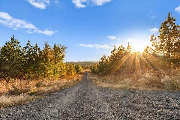 1.29 Acres of Residential Land for Sale in Broken Bow, Oklahoma