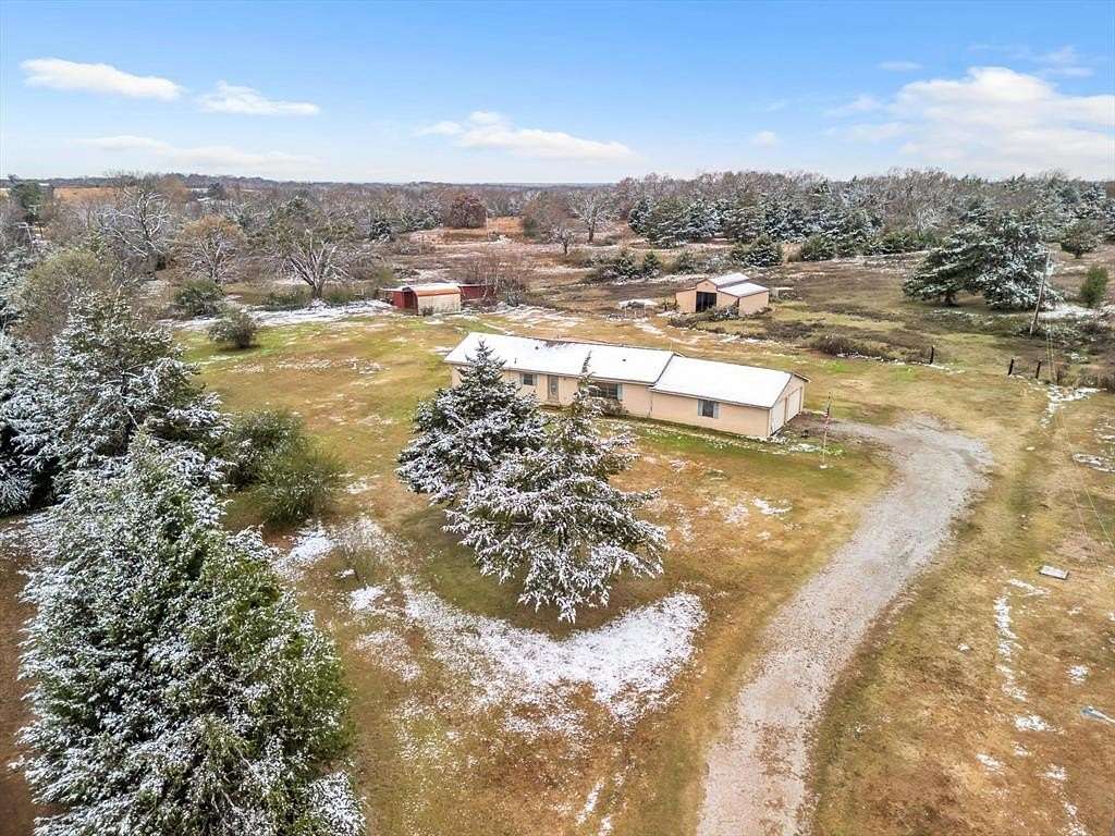 13.4 Acres of Land with Home for Sale in Tecumseh, Oklahoma