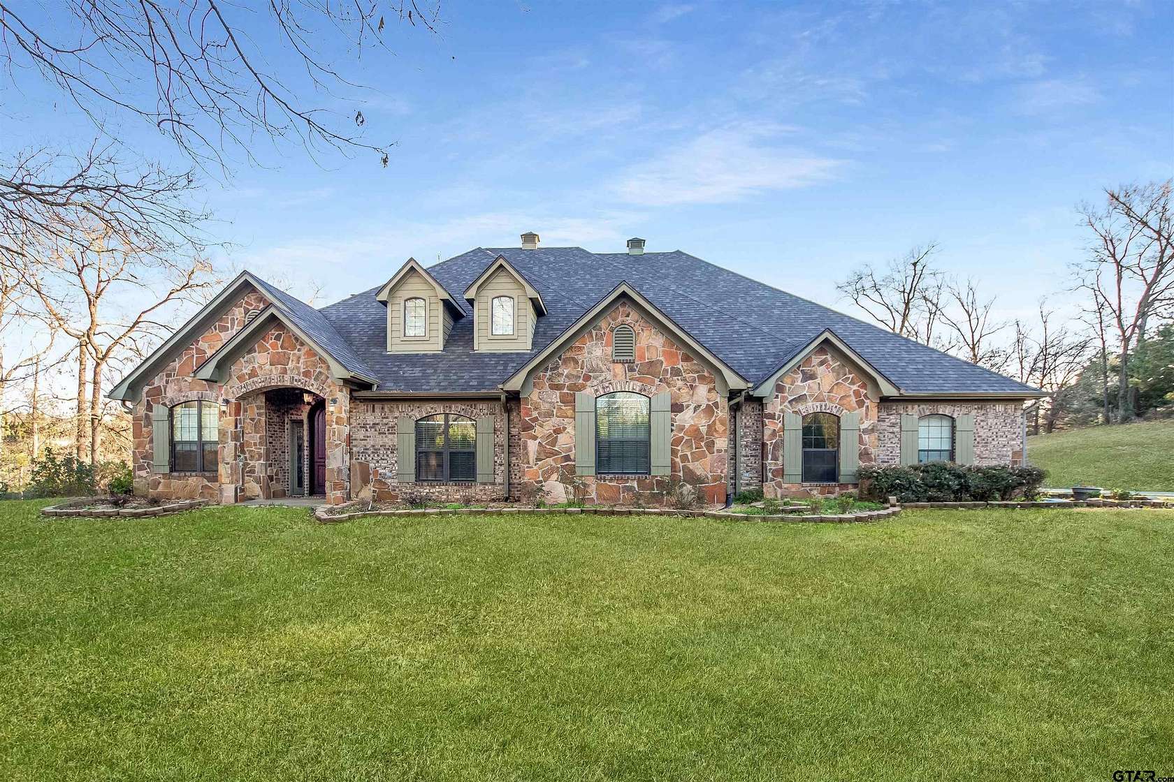 3.62 Acres of Land with Home for Sale in Kilgore, Texas