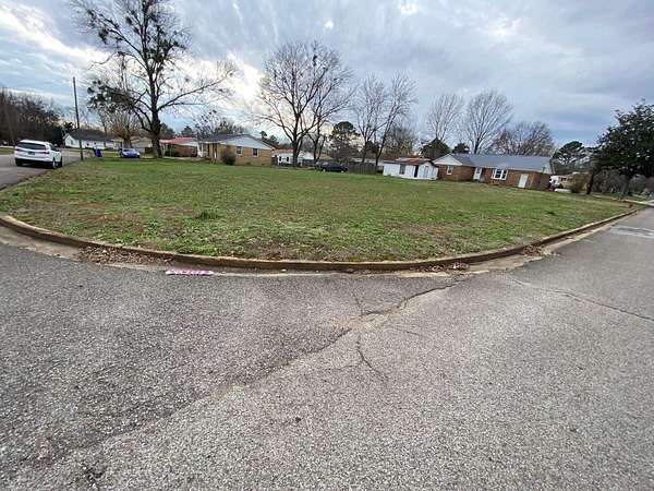 0.28 Acres of Land for Sale in Savannah, Tennessee