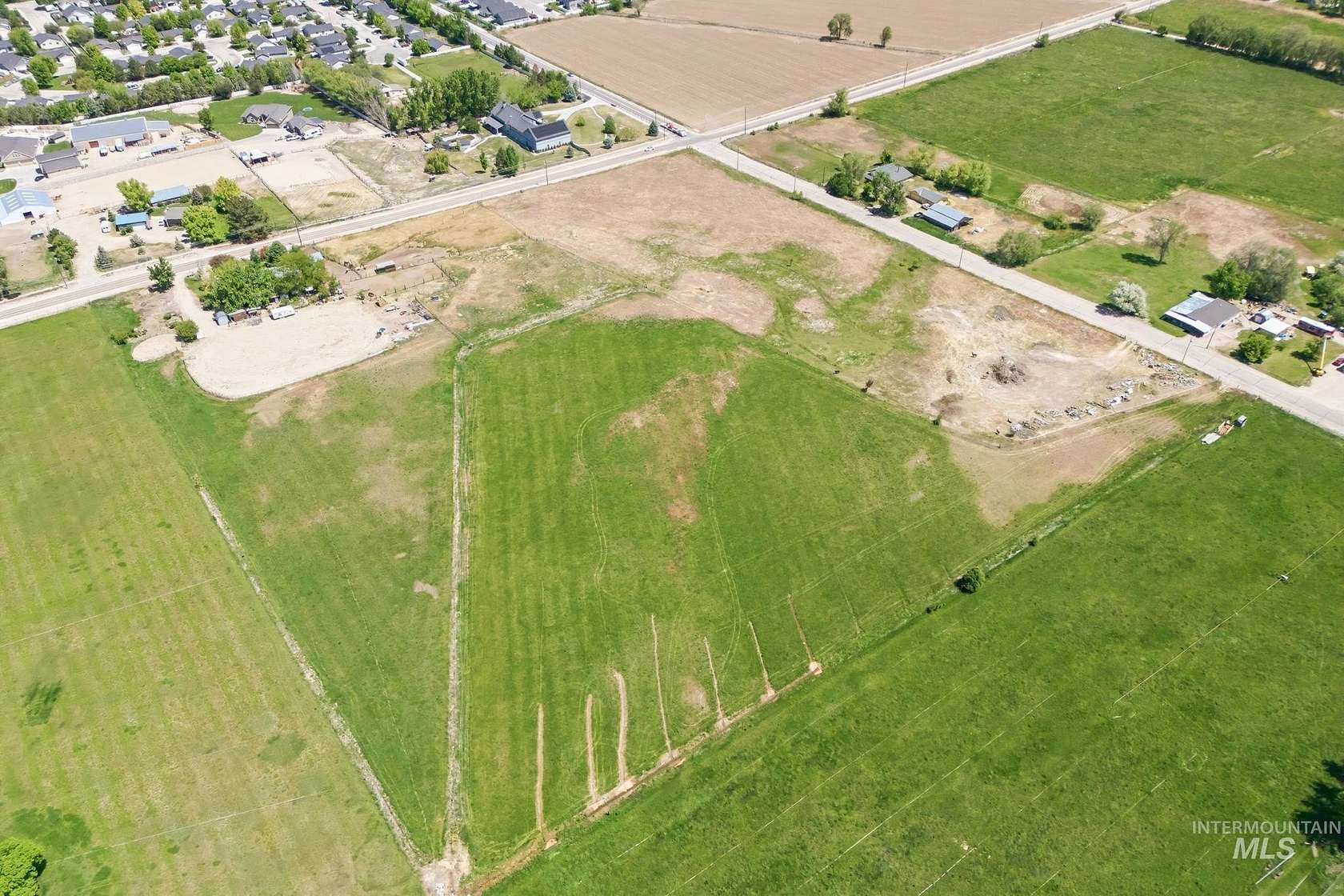 16.7 Acres of Land with Home for Sale in Kuna, Idaho