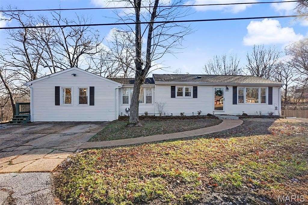 2 Acres of Residential Land with Home for Sale in High Ridge, Missouri