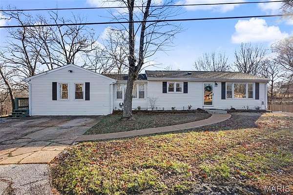 2 Acres of Residential Land with Home for Sale in High Ridge, Missouri