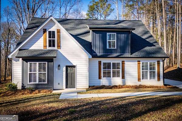 3.15 Acres of Residential Land with Home for Sale in Waco, Georgia