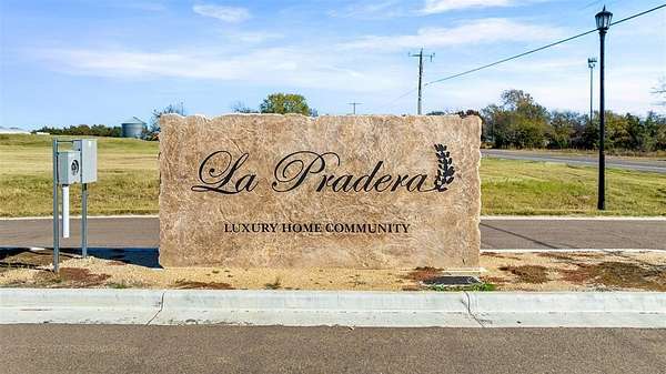 0.77 Acres of Residential Land for Sale in Robinson, Texas