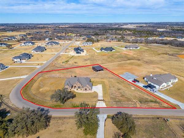 2 Acres of Residential Land with Home for Sale in Weatherford, Texas