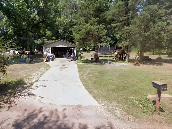 1.75 Acres of Land with Home for Sale in Queen City, Texas