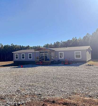 8.5 Acres of Residential Land with Home for Sale in Pontotoc, Mississippi