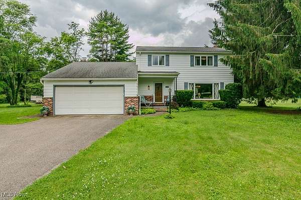 5 Acres of Residential Land with Home for Sale in Chesterland, Ohio