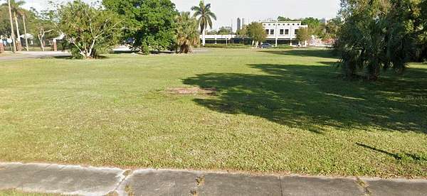 0.17 Acres of Residential Land for Sale in Fort Myers, Florida