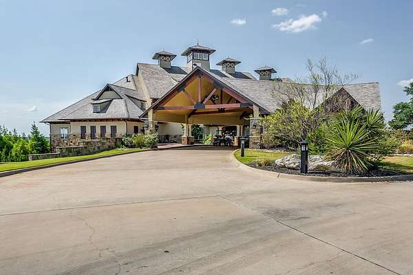 0.5 Acres of Residential Land for Sale in Cleburne, Texas