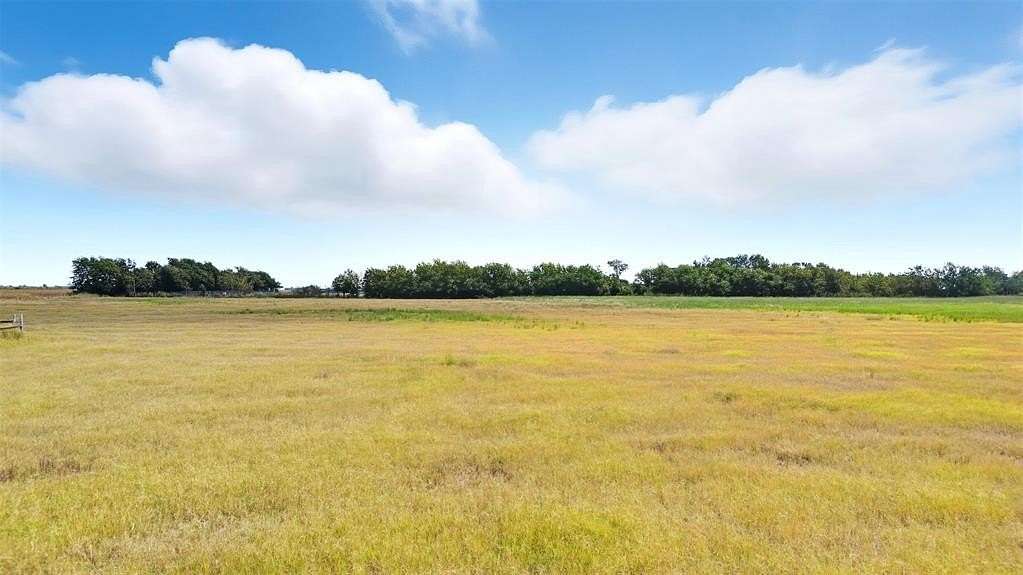 2.7 Acres of Residential Land for Sale in Beasley, Texas