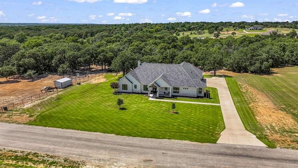 2 Acres of Residential Land with Home for Sale in Weatherford, Texas