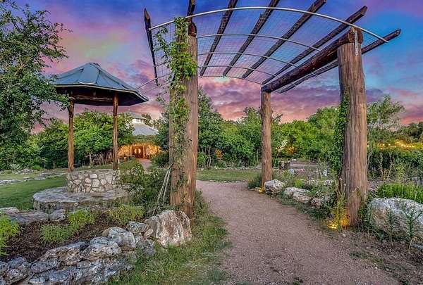 104 Acres of Land for Sale in Spicewood, Texas