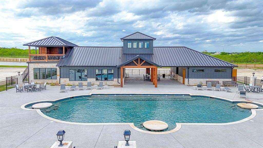 1.22 Acres of Residential Land for Sale in Corsicana, Texas