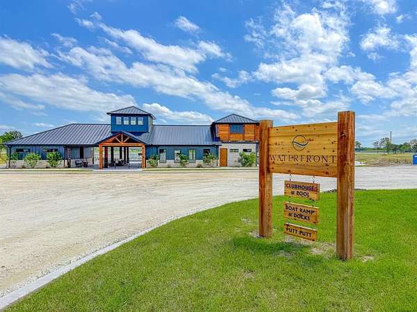 1.22 Acres of Residential Land for Sale in Corsicana, Texas