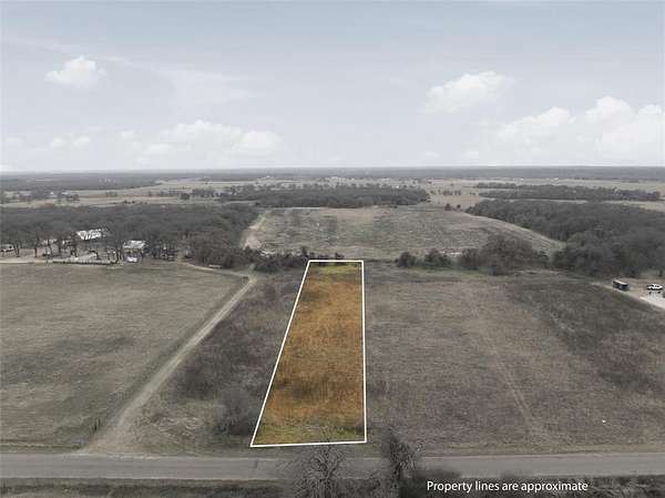 1 Acre of Land for Sale in Waco, Texas