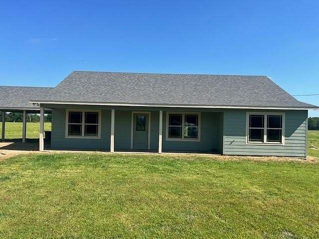 10.5 Acres of Land with Home for Sale in Brashear, Texas