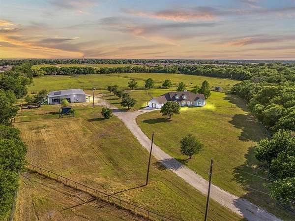 12.3 Acres of Land with Home for Sale in Princeton, Texas