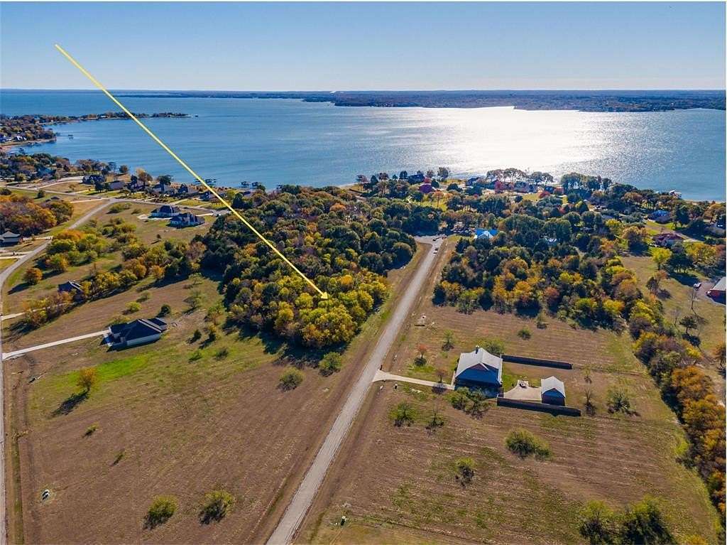 1.12 Acres of Residential Land for Sale in Corsicana, Texas