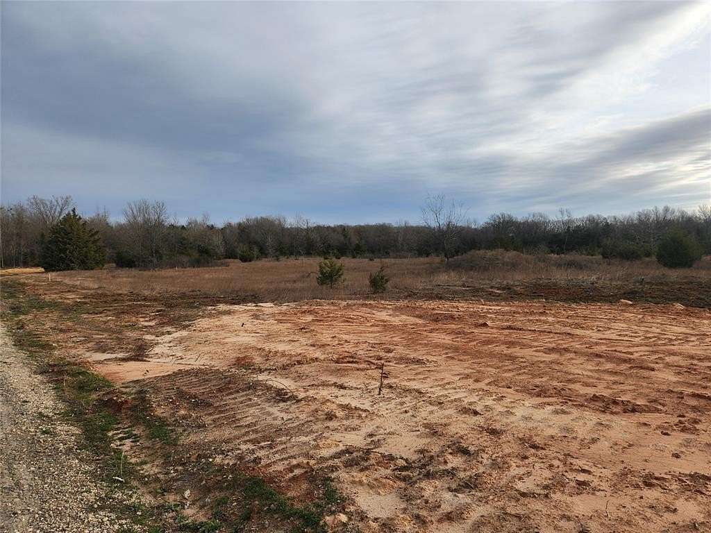 3.2 Acres of Residential Land for Sale in Sulphur Springs, Texas