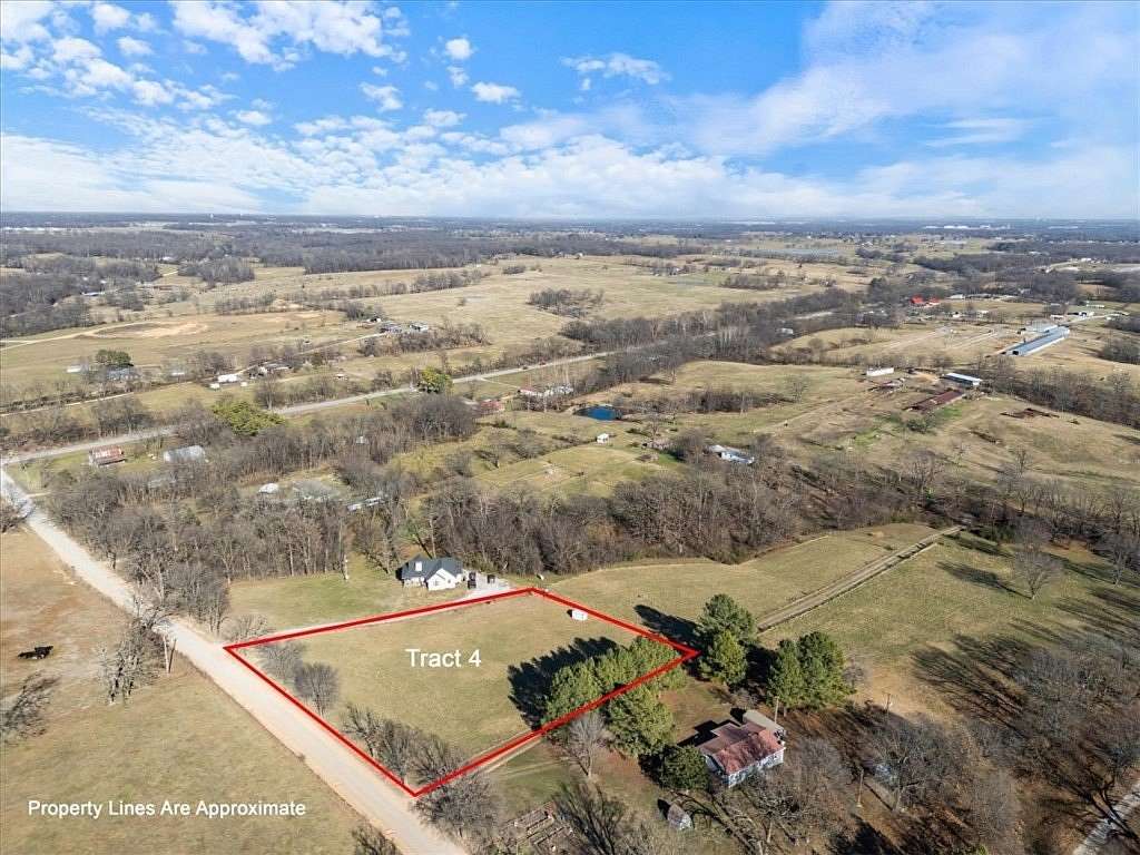 1.54 Acres of Residential Land for Sale in Gentry, Arkansas