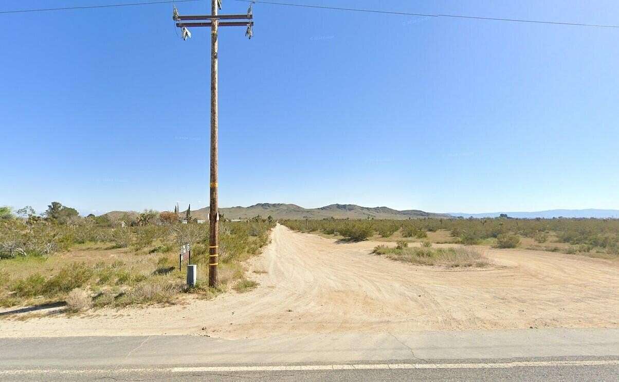 39.3 Acres of Land for Sale in Rosamond, California