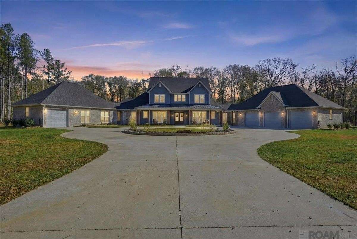 3.6 Acres of Residential Land with Home for Sale in Denham Springs, Louisiana