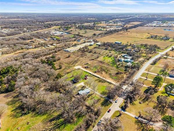 5.13 Acres of Land for Sale in Alvarado, Texas