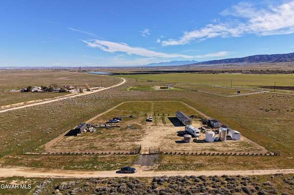 2.52 Acres of Land for Sale in Del Sur, California