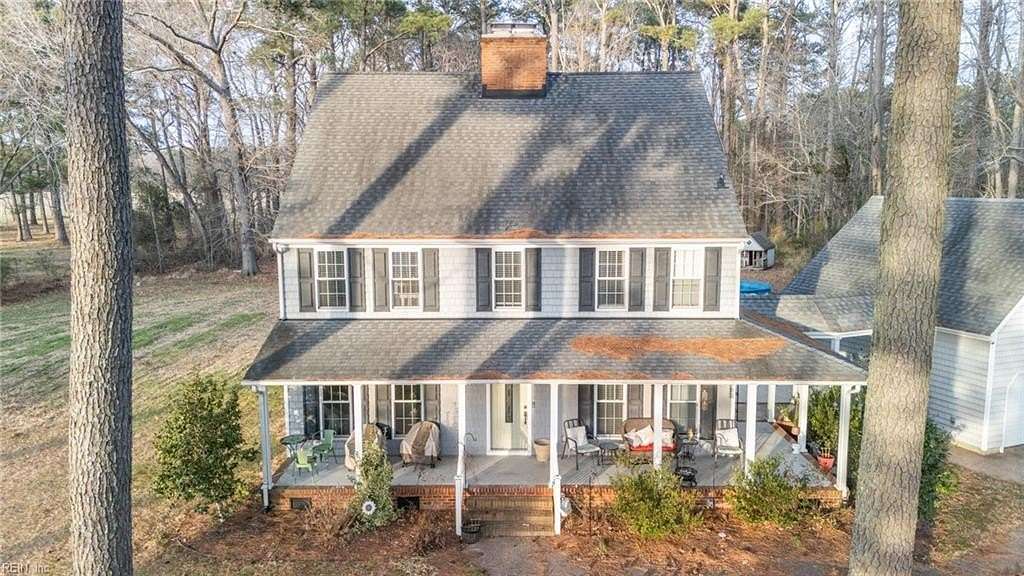 4.12 Acres of Residential Land with Home for Sale in Chesapeake, Virginia