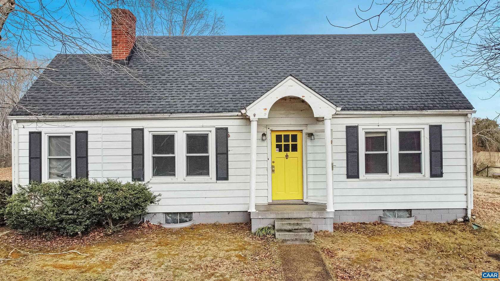 2.5 Acres of Residential Land with Home for Sale in Manakin, Virginia