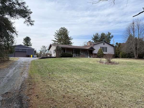 5 Acres of Residential Land with Home for Sale in Hebron, Indiana