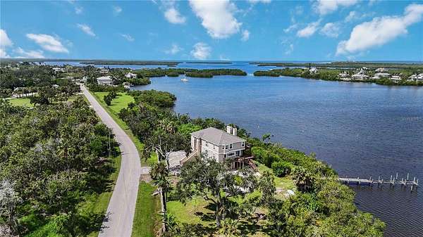 1.4 Acres of Land with Home for Sale in Terra Ceia, Florida