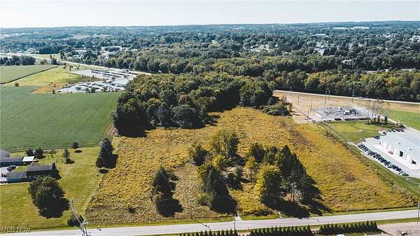 15 Acres of Mixed-Use Land for Sale in Columbiana, Ohio