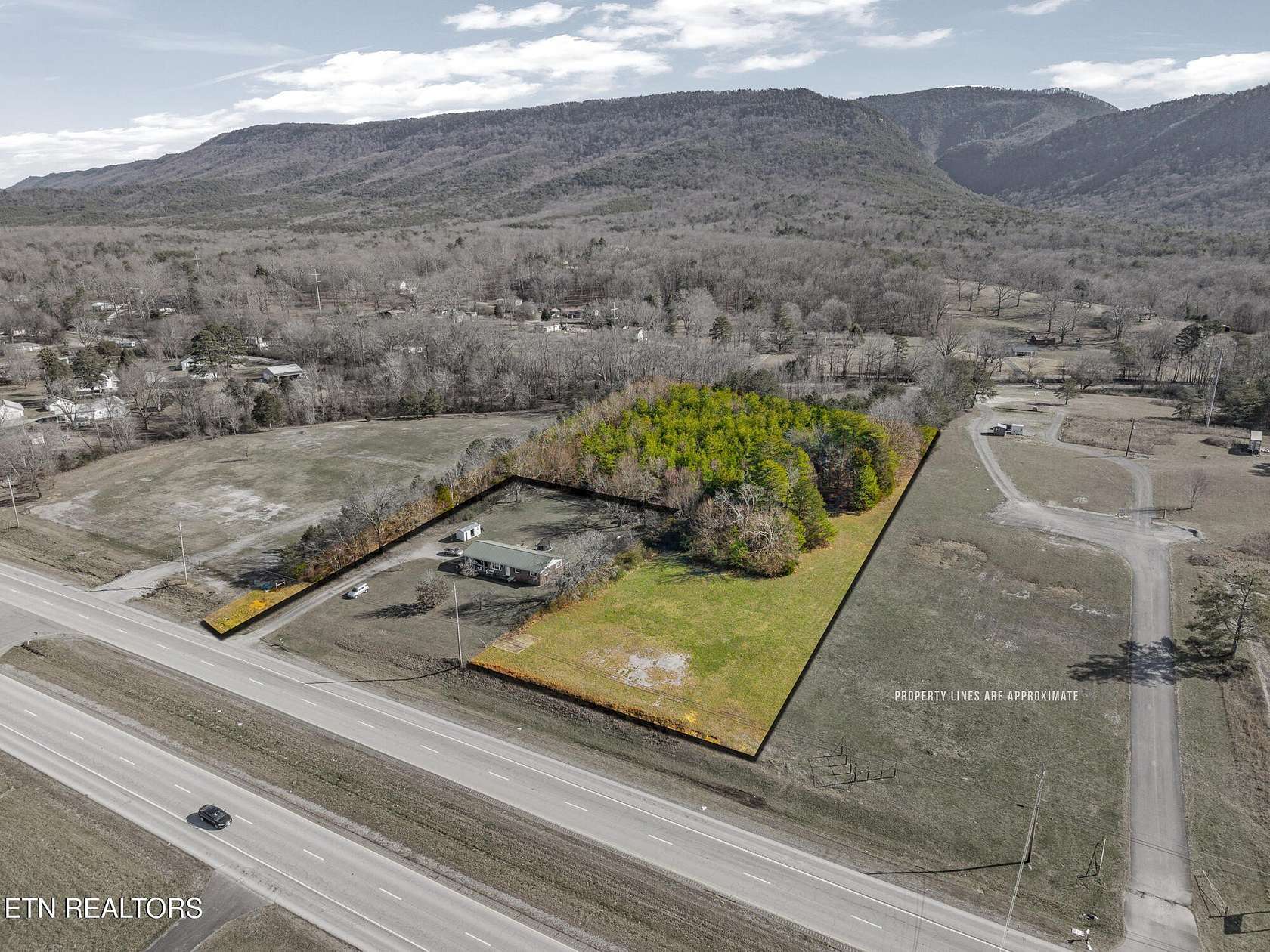 2.27 Acres of Residential Land for Sale in Delano, Tennessee