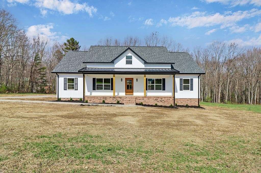 2.15 Acres of Land with Home for Sale in Jamestown, Tennessee