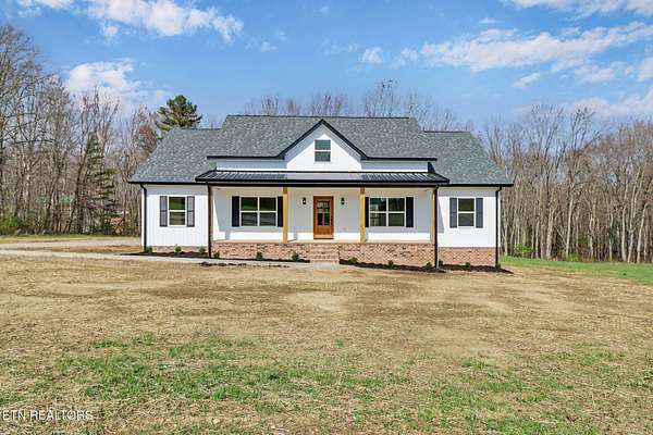 2.15 Acres of Land with Home for Sale in Jamestown, Tennessee