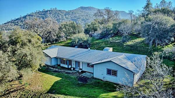 5 Acres of Land with Home for Sale in Tollhouse, California