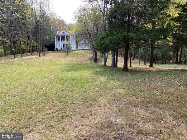 20 Acres of Recreational Land with Home for Sale in King George, Virginia