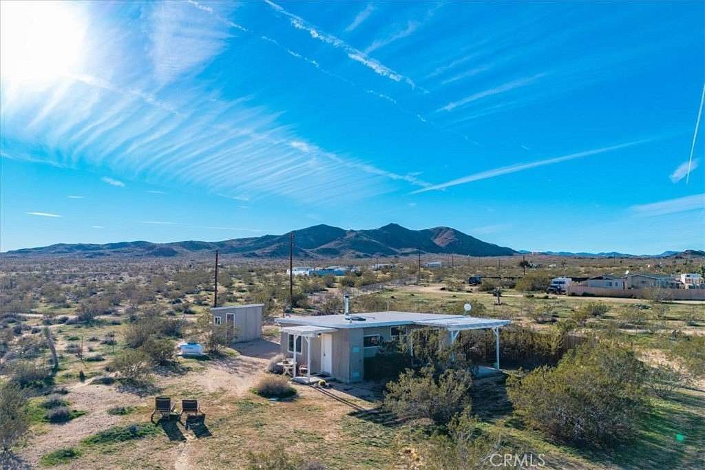 2.5 Acres of Improved Residential Land for Sale in Landers, California