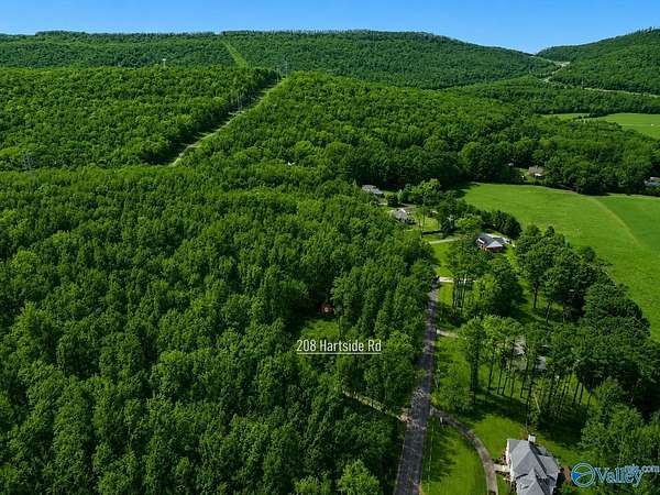 1 Acre of Residential Land for Sale in Owens Cross Roads, Alabama