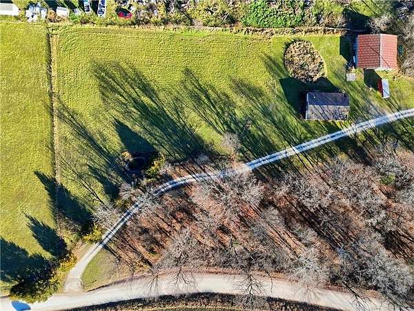 2.82 Acres of Residential Land for Sale in Garfield, Arkansas