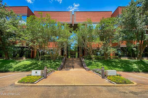 4.55 Acres of Improved Commercial Land for Lease in Ridgeland, Mississippi