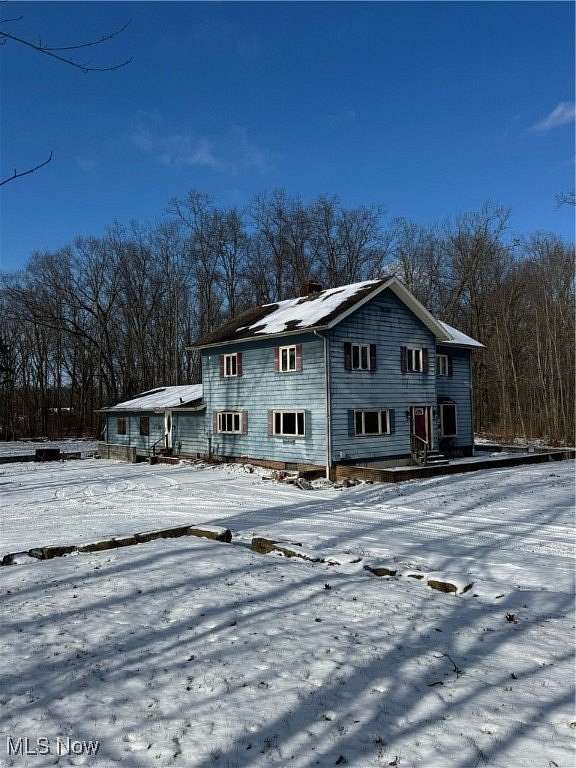 5.1 Acres of Residential Land with Home for Sale in Diamond, Ohio